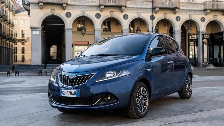 02_New%20Ypsilon%20EcoChic.jpg f=detail_558&h=720&w=1280&$p$f$h$w=945de84.jpg
