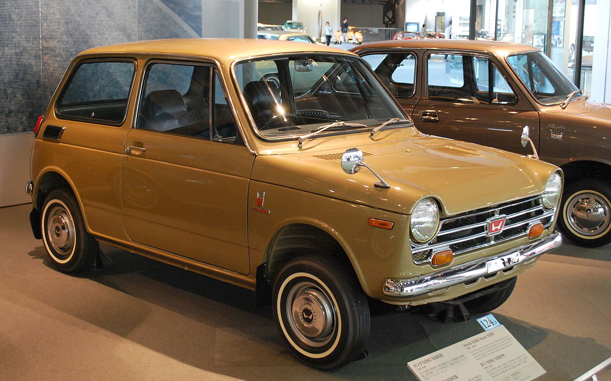 1200px-1969_Honda_N360_01.jpg