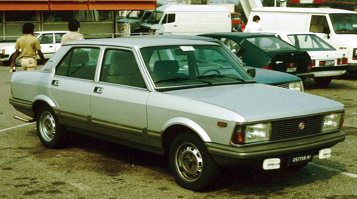 1200px-Fiat_Argenta_argenta.jpg