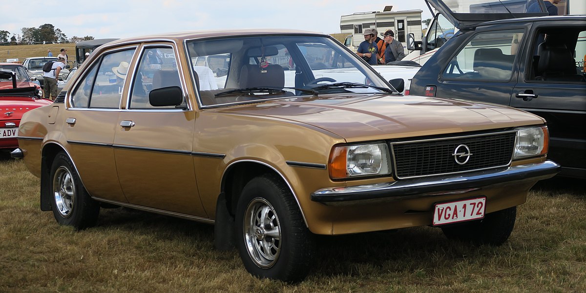 1200px-Opel_Ascona_B_1.2_at_Schaffen-Diest_2018.jpg