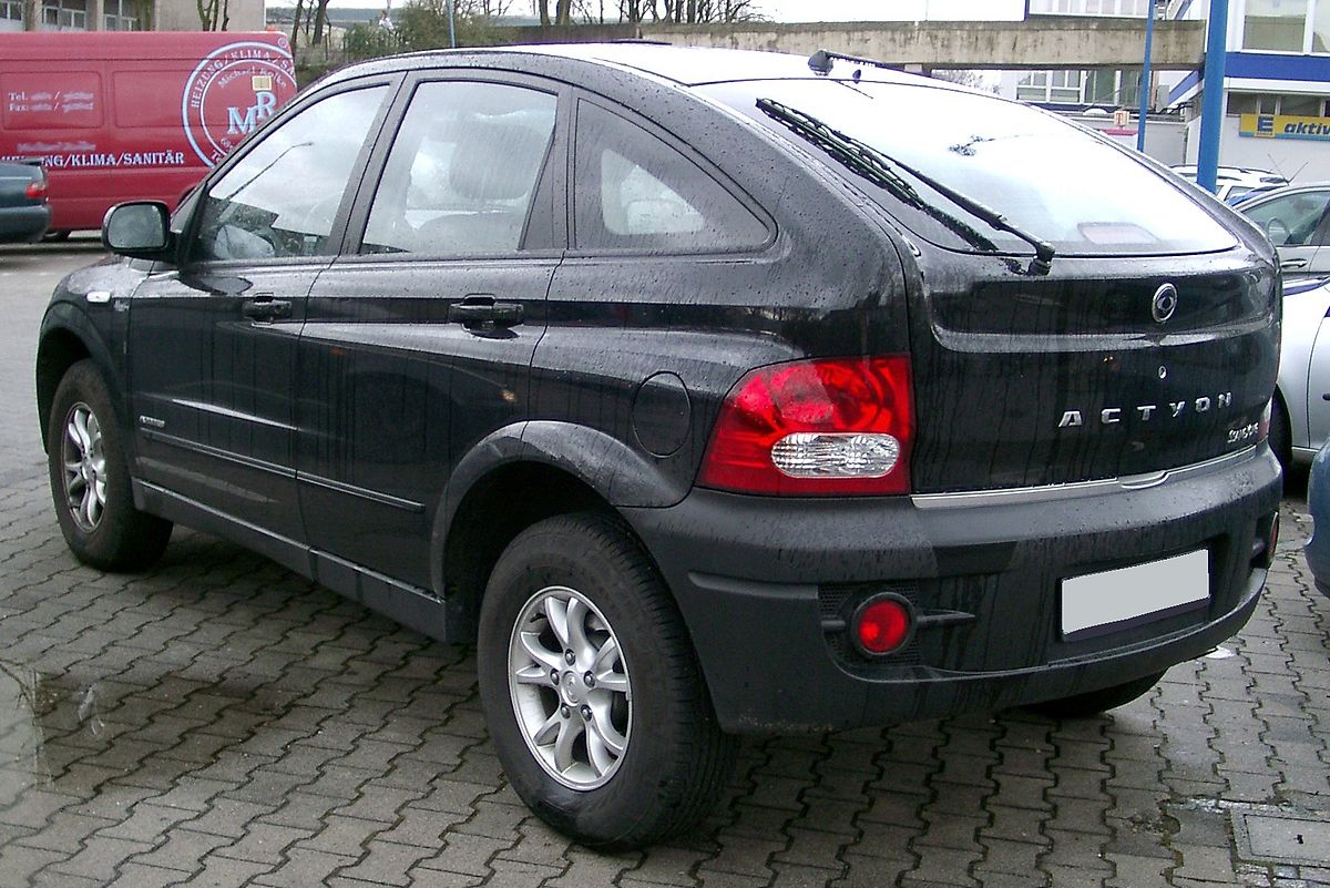 1200px-SsangYong_Actyon_rear_20080303.jpg