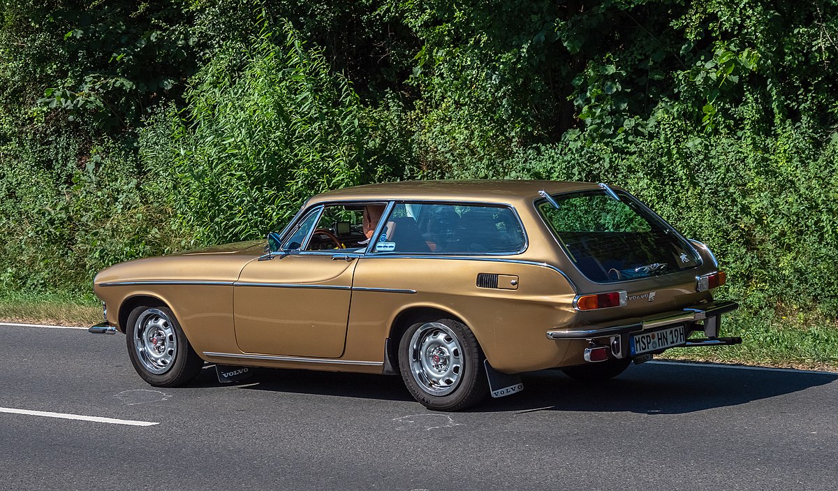 1200px-Volvo_P_1800_ES_6302520.jpg