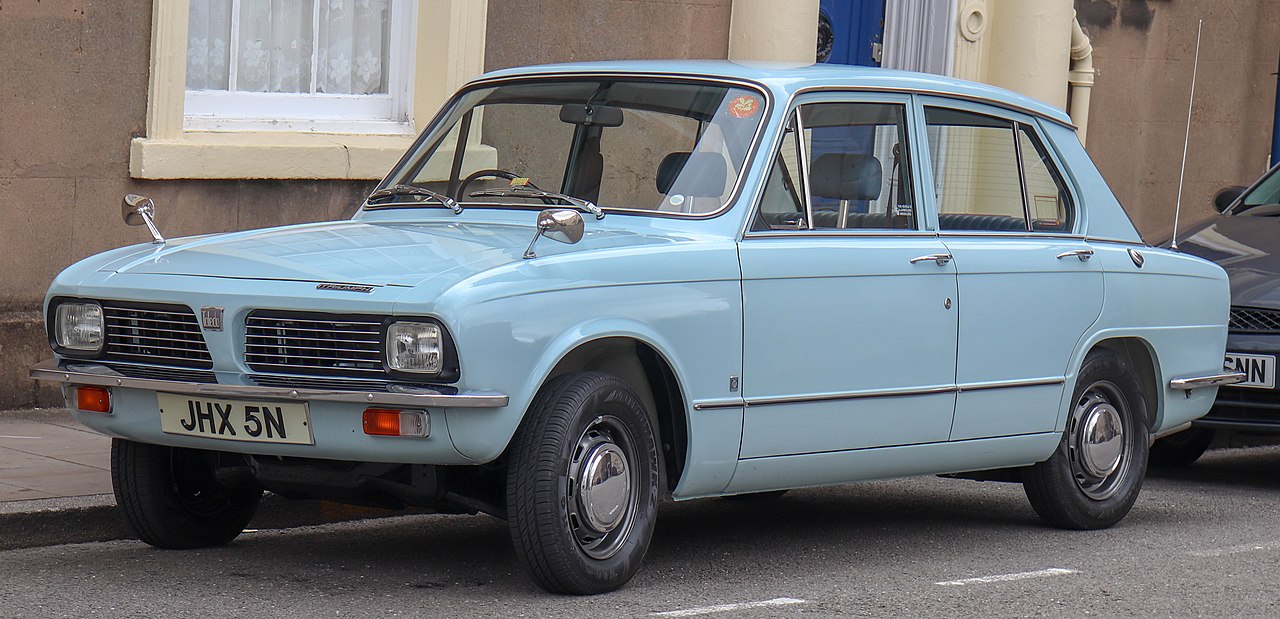 1280px-1975_Triumph_Toledo_1.3_Front.jpg