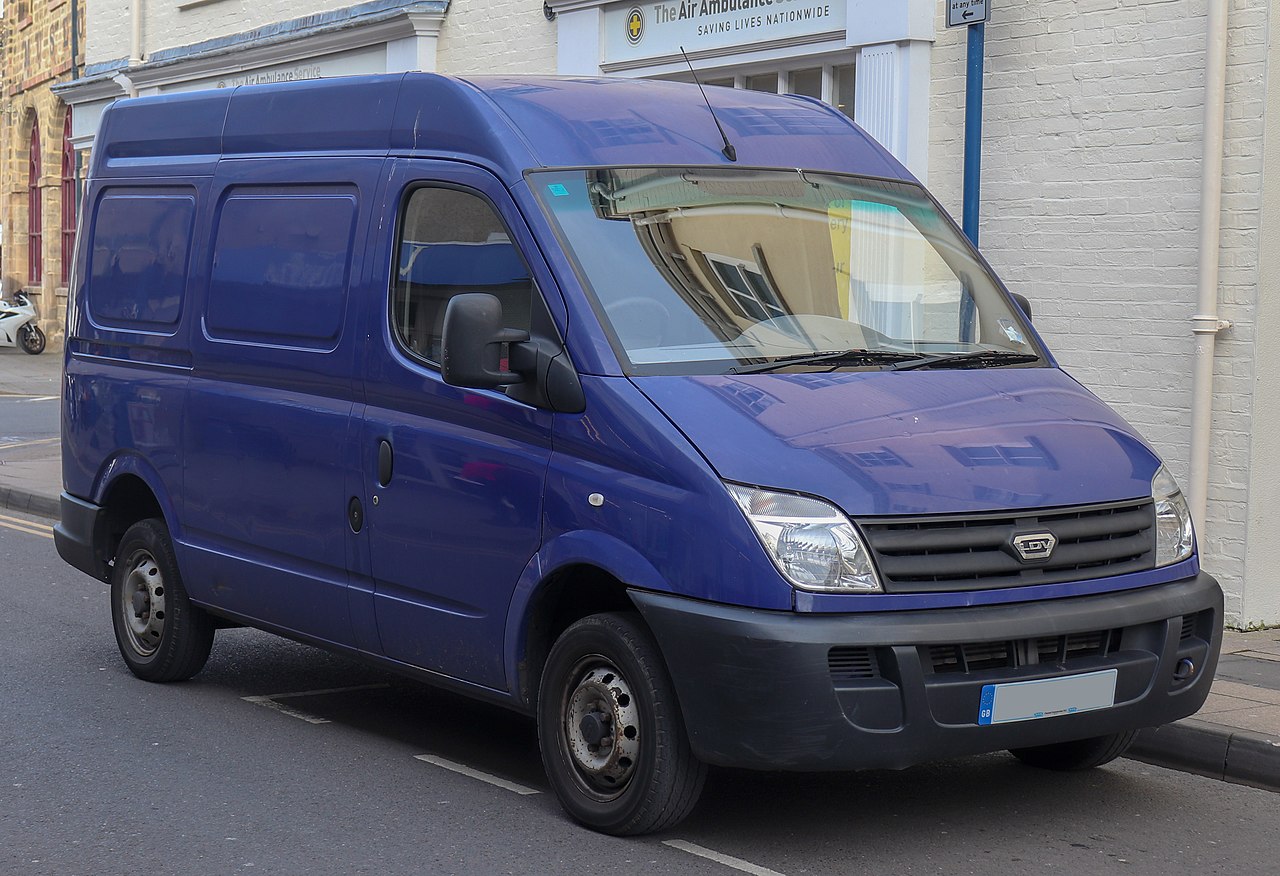 1280px-2007_LDV_Maxus_2.8T_95_SWB_2.5_Front.jpg
