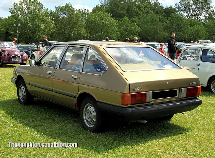 1510-cars-classic-french-wallpaper-preview.jpg