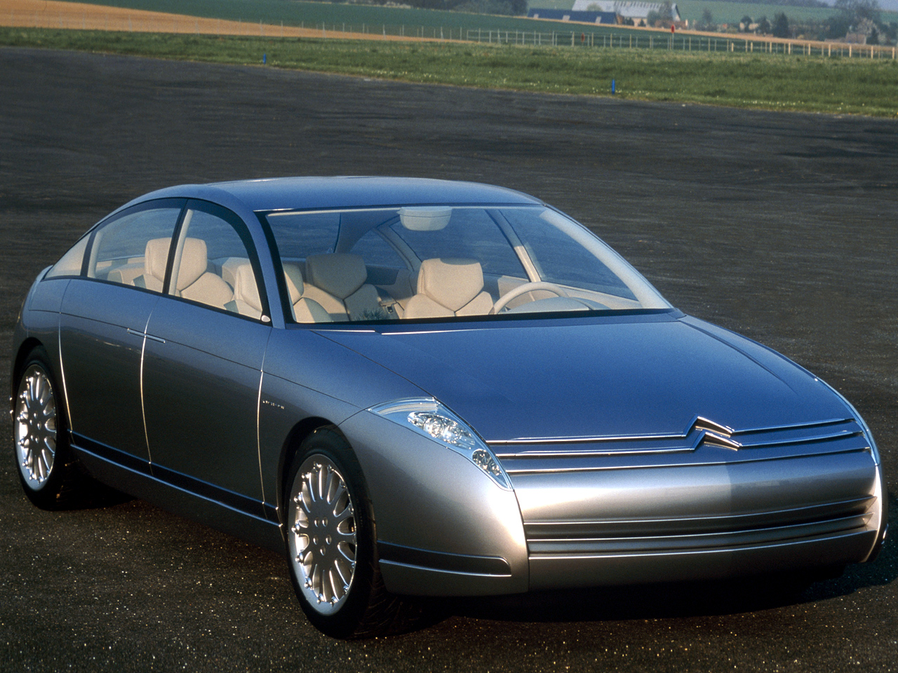 1999_Citroen_C6_Lignage_concept_03.jpg
