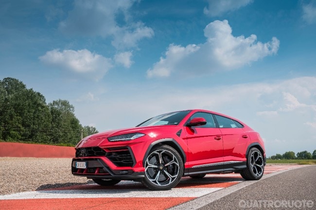 2018-urus-3.jpg