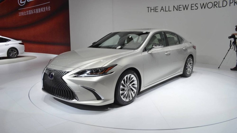 2019-lexus-es.jpeg