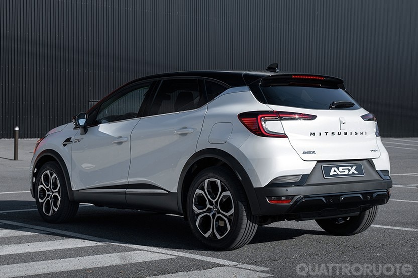 2022-Mitsubishi-ASX-02.jpg