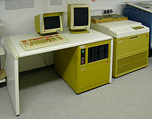 220px-Berthold_photosetting_units_tps+tpu.jpg
