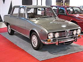 280px-Alfa_Romeo_1750_berlina_grey-front.JPG