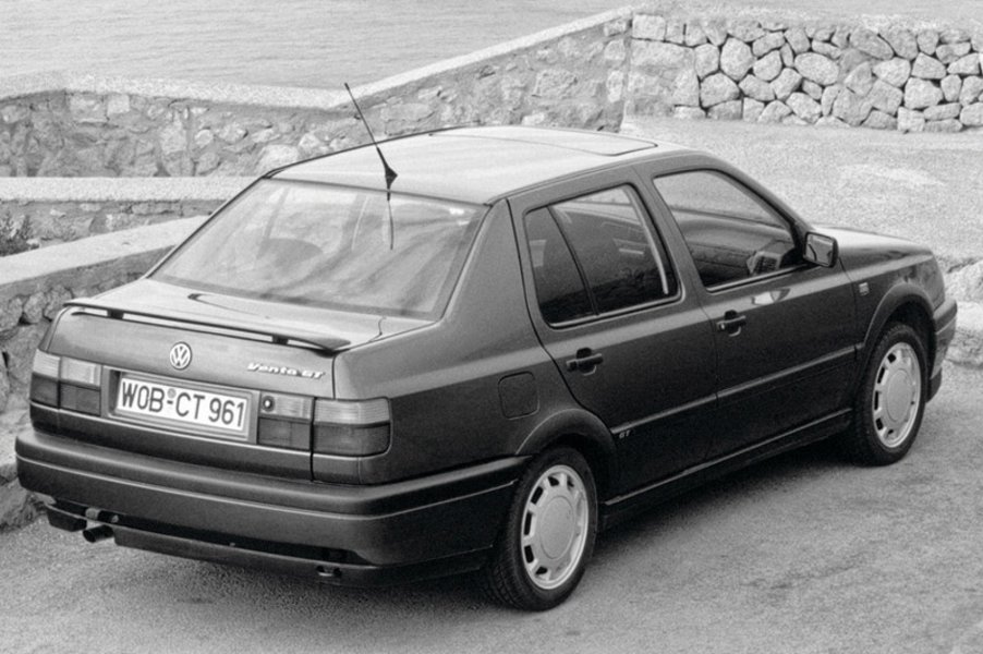 5-volkswagen-vento-1992-2.jpg