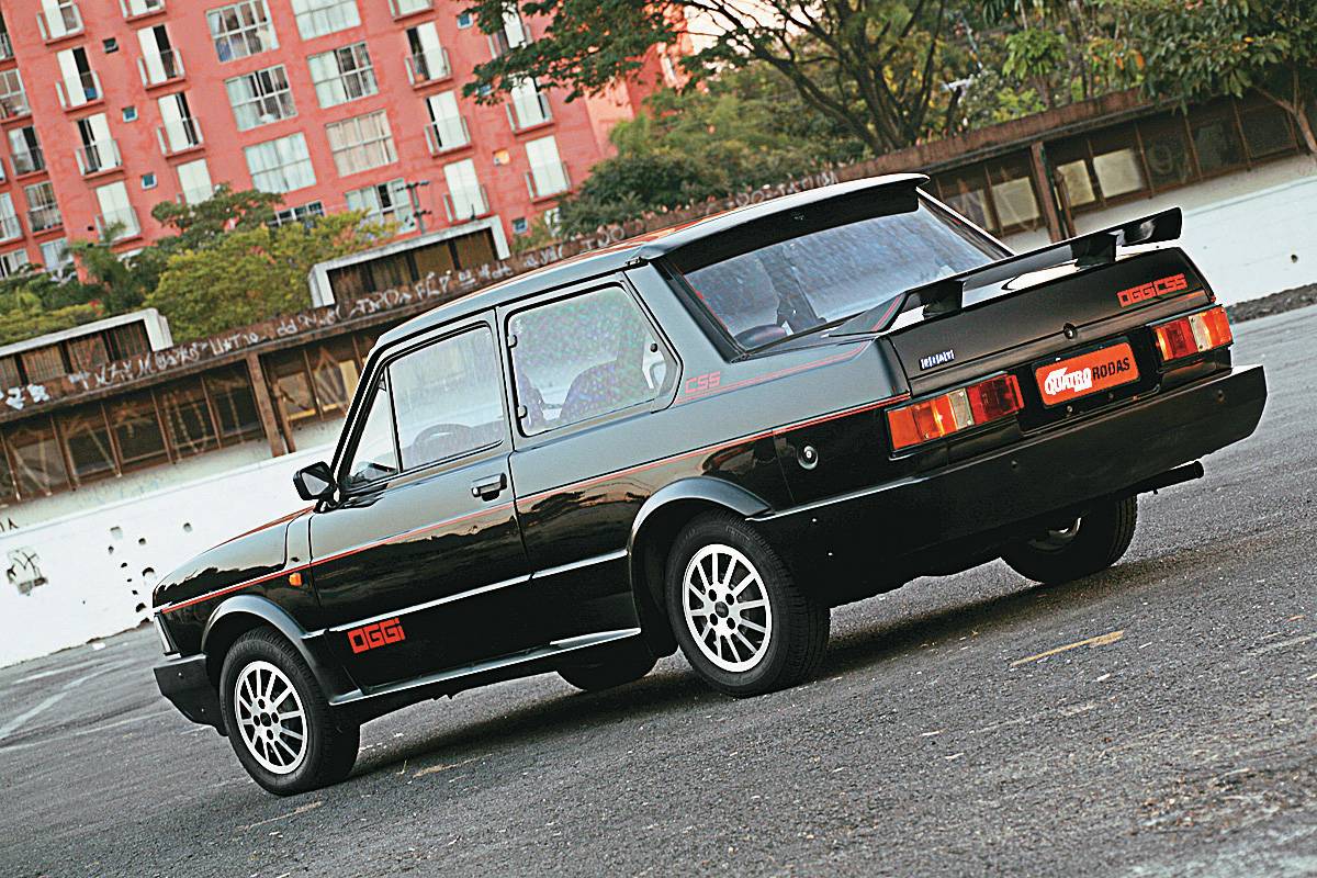 57db2ae80e2163027001f21coggi-ccs-modelo-1984-da-fiat-testado-pela-revista-quatro-rodas-_1.jpeg.jpg