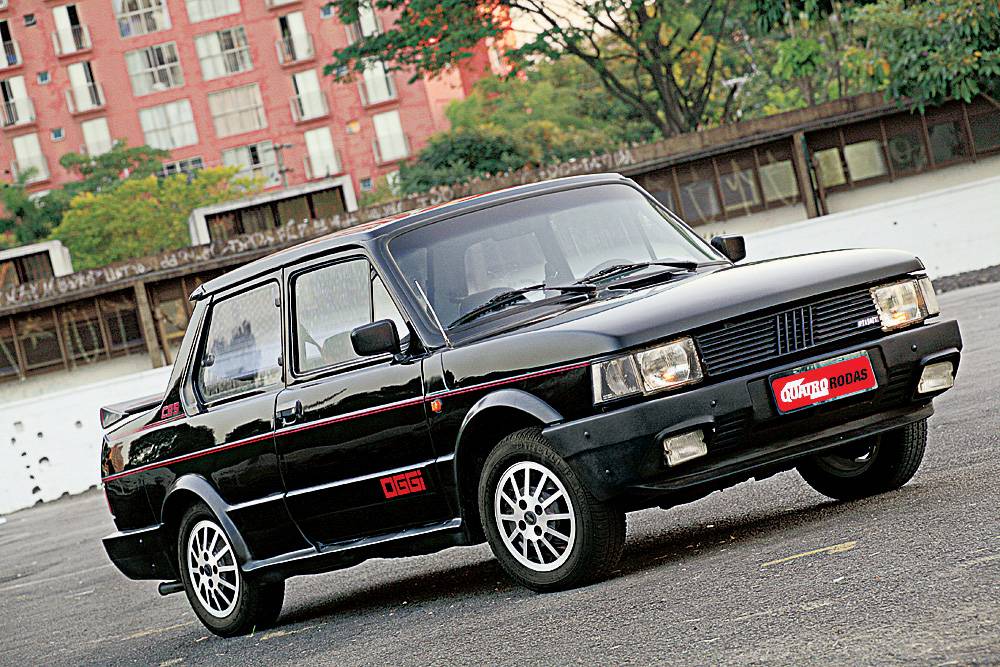 57db2ae80e2163027001f21eoggi-ccs-modelo-1984-da-fiat-testado-pela-revista-quatro-rodas-_2.jpeg
