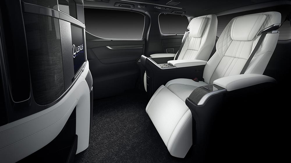 69c03546-lexus-lm-7.jpg.jpeg
