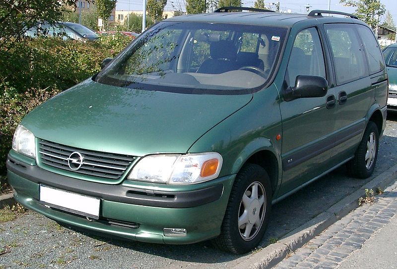 800px-Opel_Sintra_front_20071011.jpg