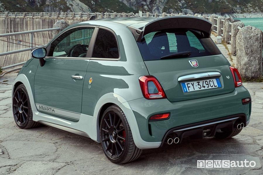 Abarth-695-70-Anniversario-10.jpg