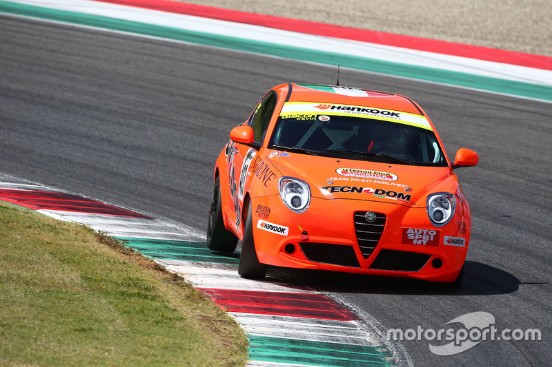 Alfa Romeo MIto TCS1.jpg