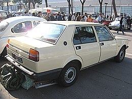 Alfa-Romeo_Giulietta-1,8_Rear-view.JPG
