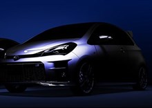 aqua-vitz-toyota.jpg