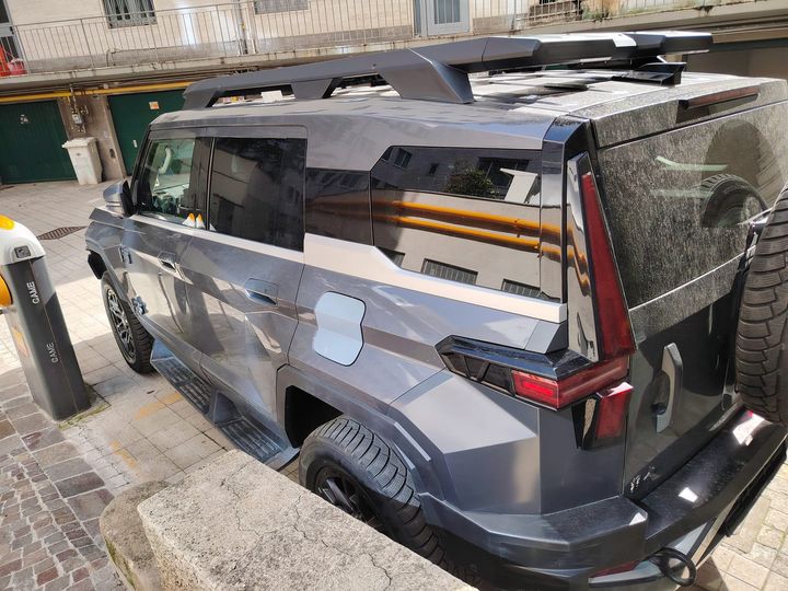 auto non identificata 4.jpg