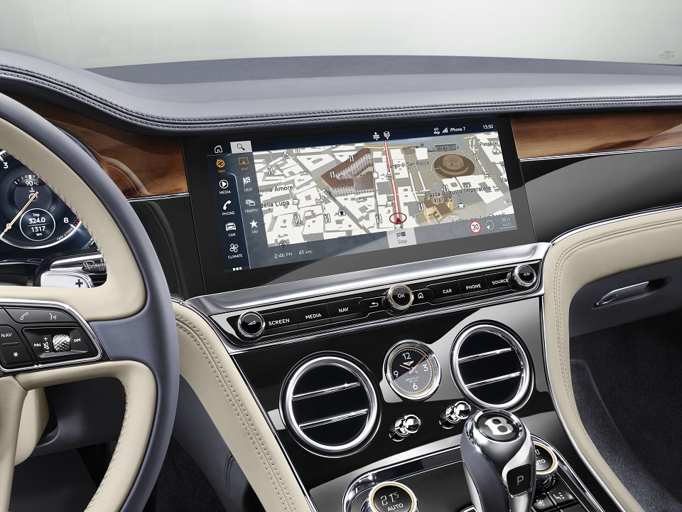 Bentley-interni-personalizzati-2.jpg