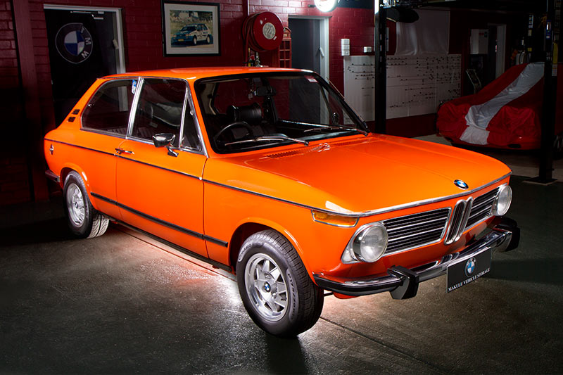 bmw-2002-front-side.jpg