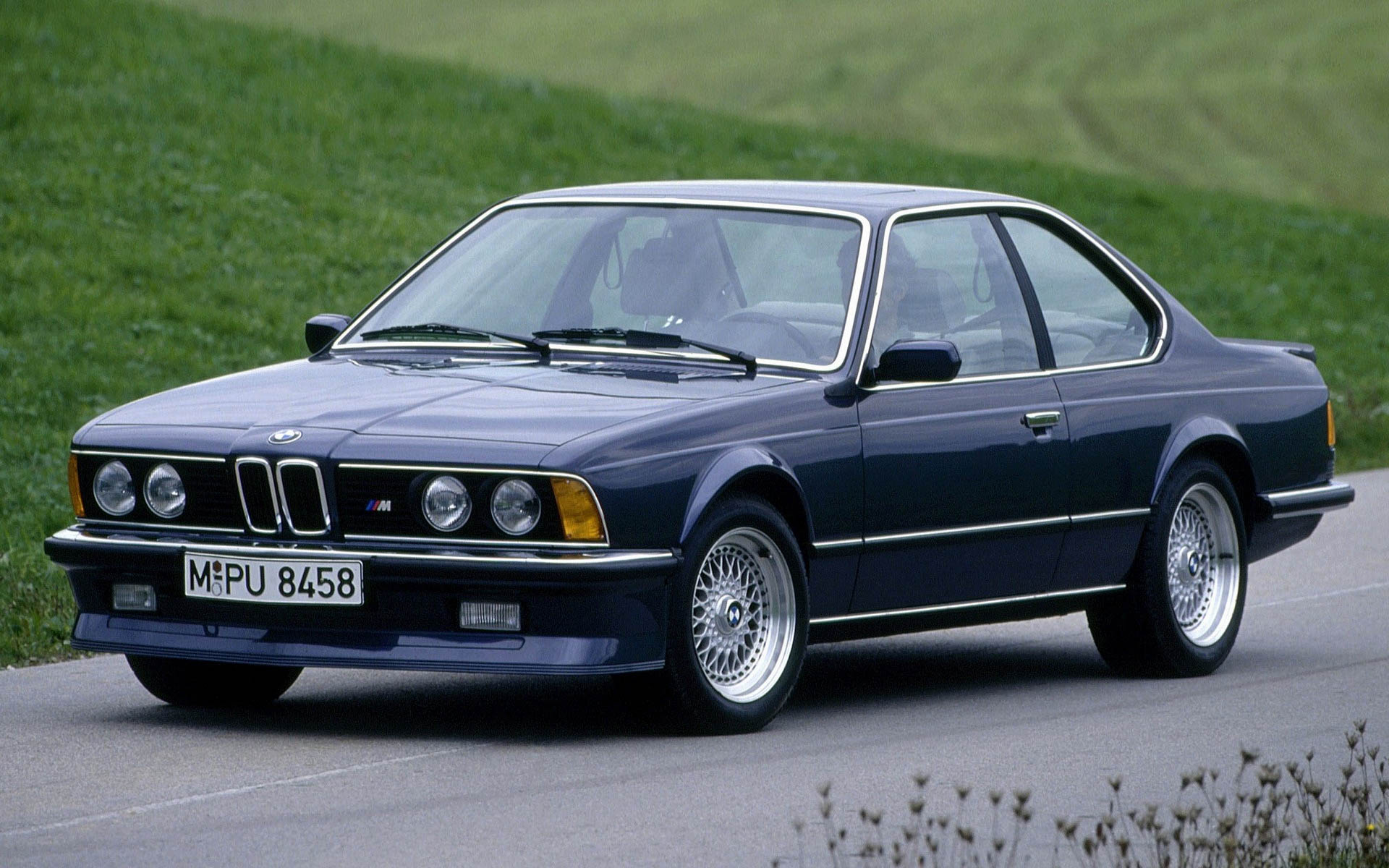 bmw-m635-csi-5-1.jpg