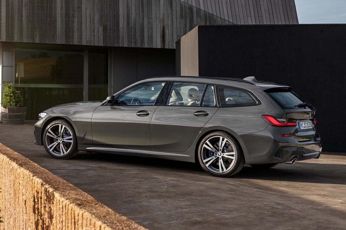 BMW_Serie_3_touring_2019_51ed1-1200-800.jpg