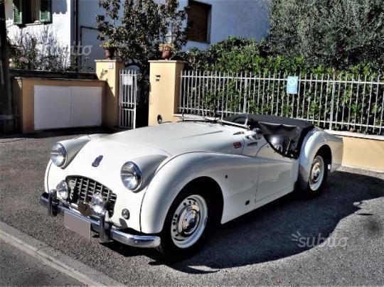 ccc48689-4ab9-427b-82a4-c66a47ba40f4_triumph-tr3-bocca-stretta.jpg