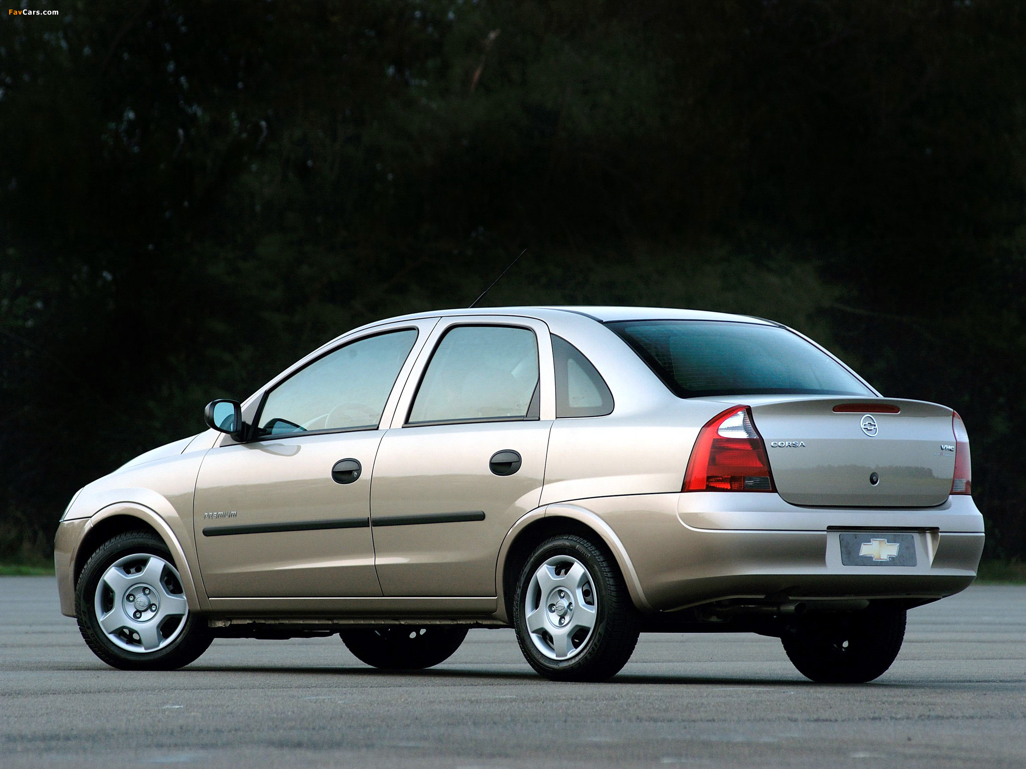 chevrolet_corsa_2002_images_1.jpg