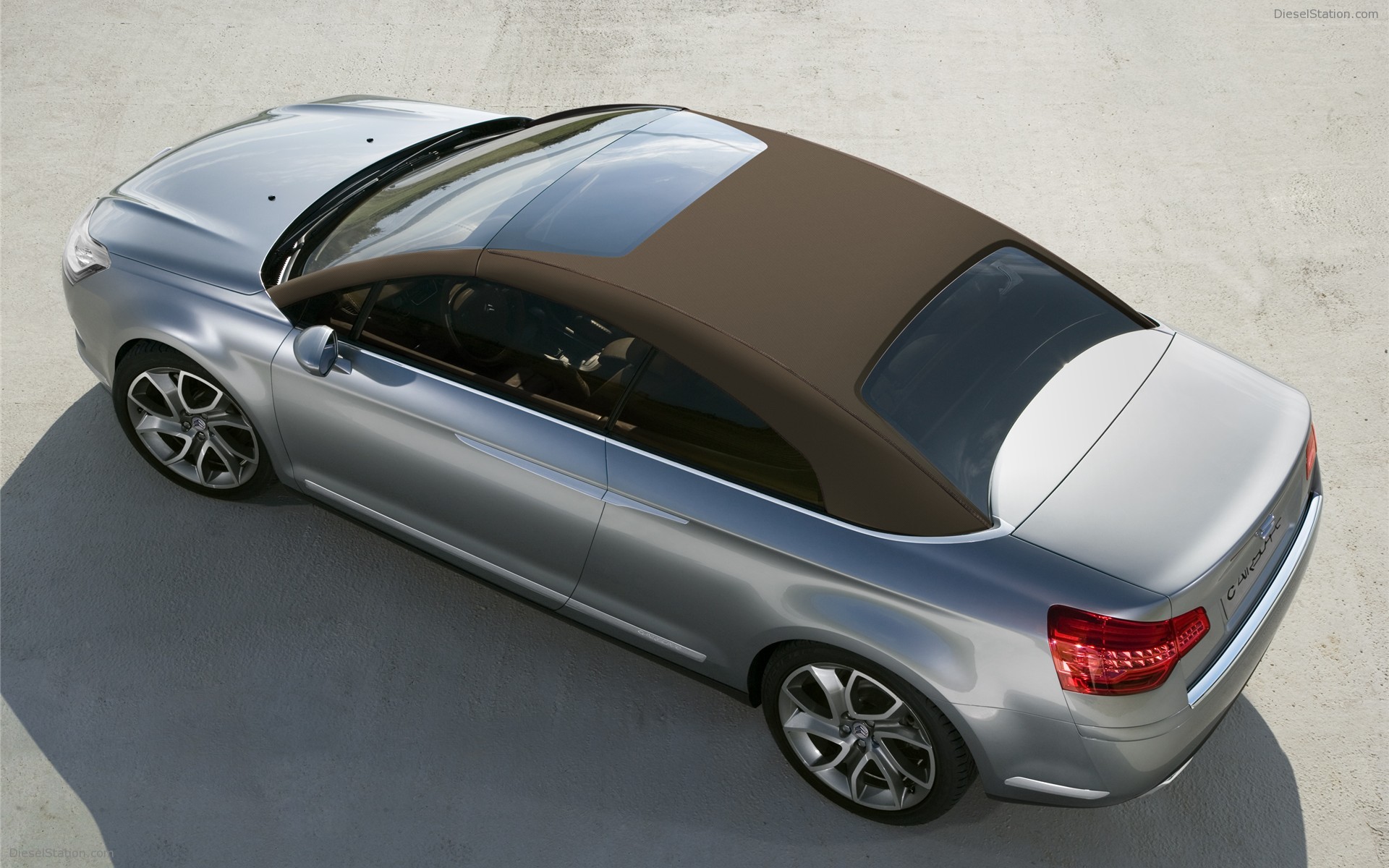 Citroen-C5-Airscape-Concept-Car-widescreen-08.jpg