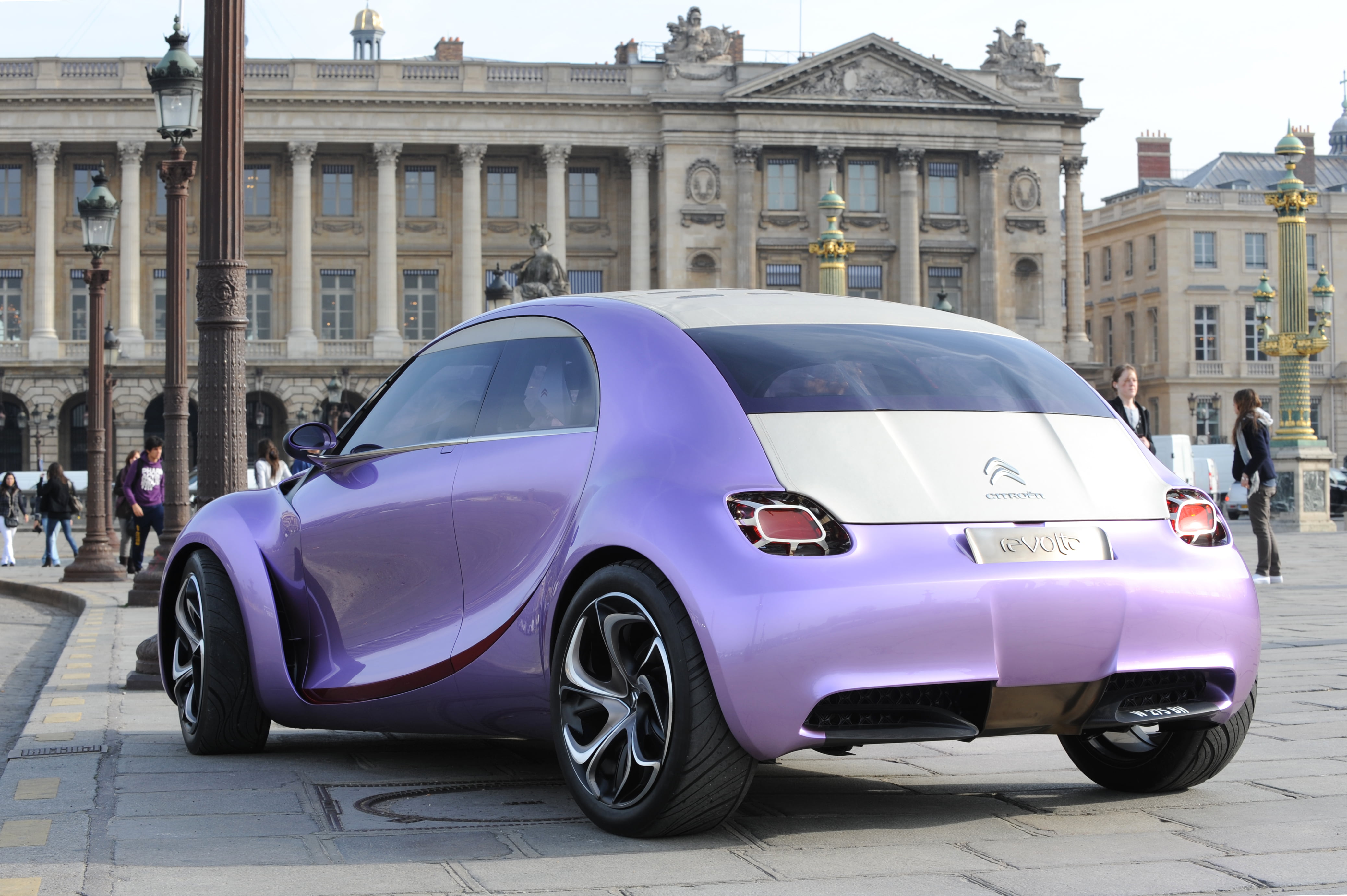 Citroen-Revolte-2.jpg