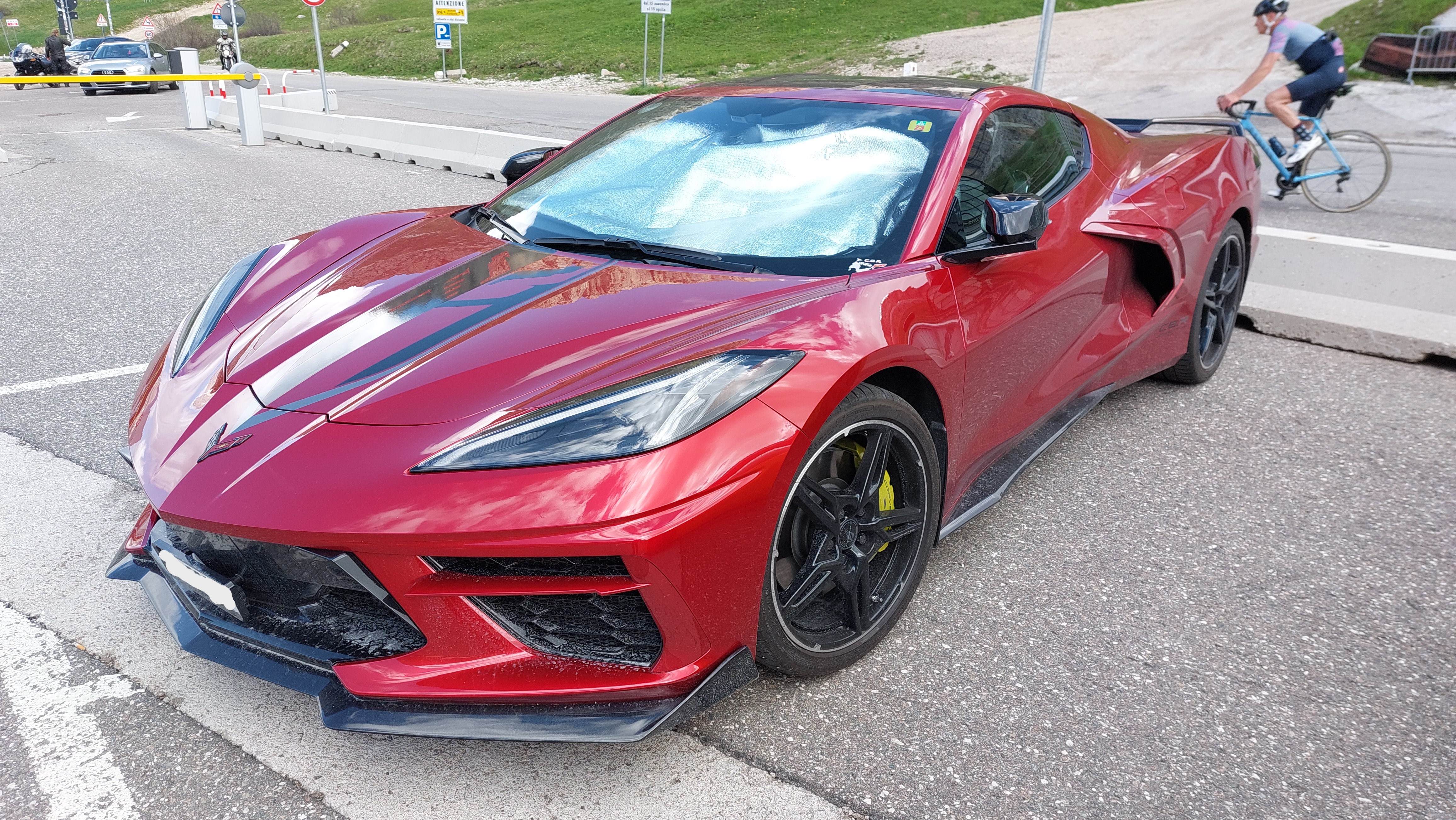 Corvette C8 R.jpg