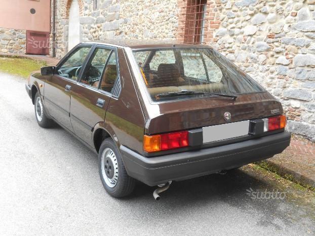 dec15922-e230-43f5-9b26-31a0a01ac084_alfa-romeo-arna-1-2-5-porte-sl.jpg