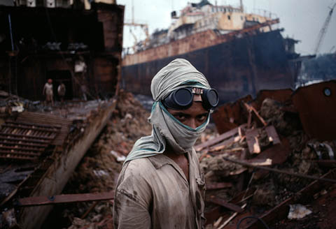 demolitore in india.jpg