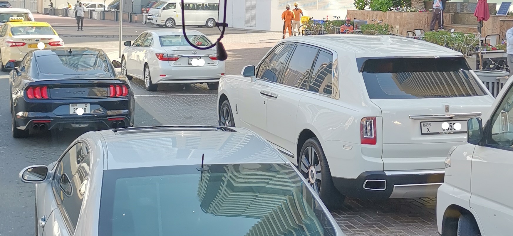 DUBAI.jpg