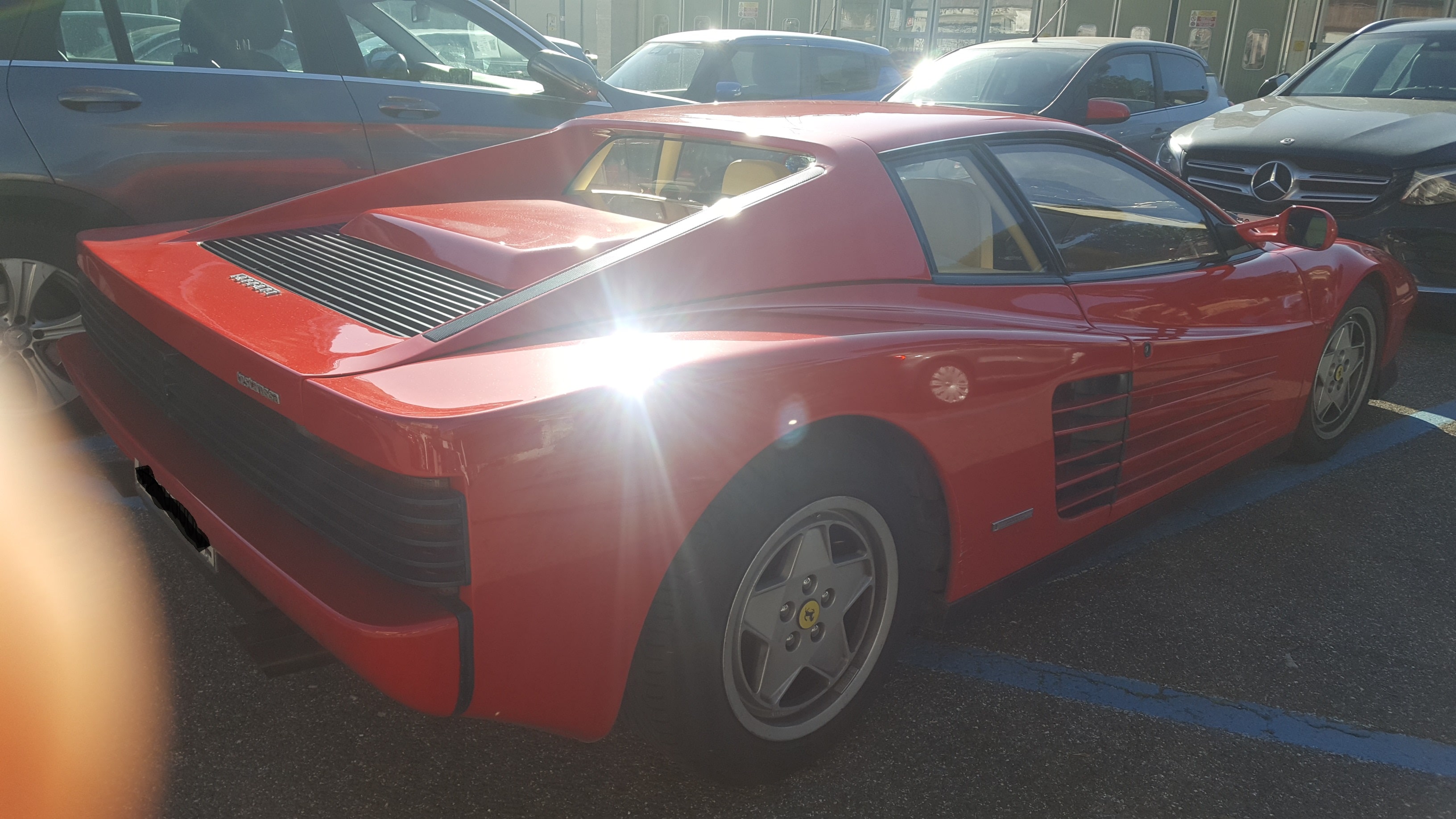 ferrari 22-min.jpg