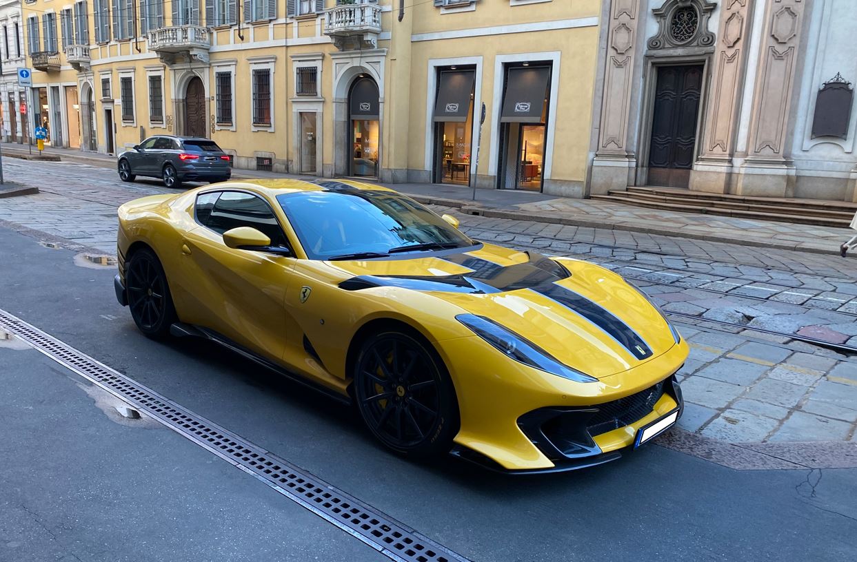ferrari.JPG