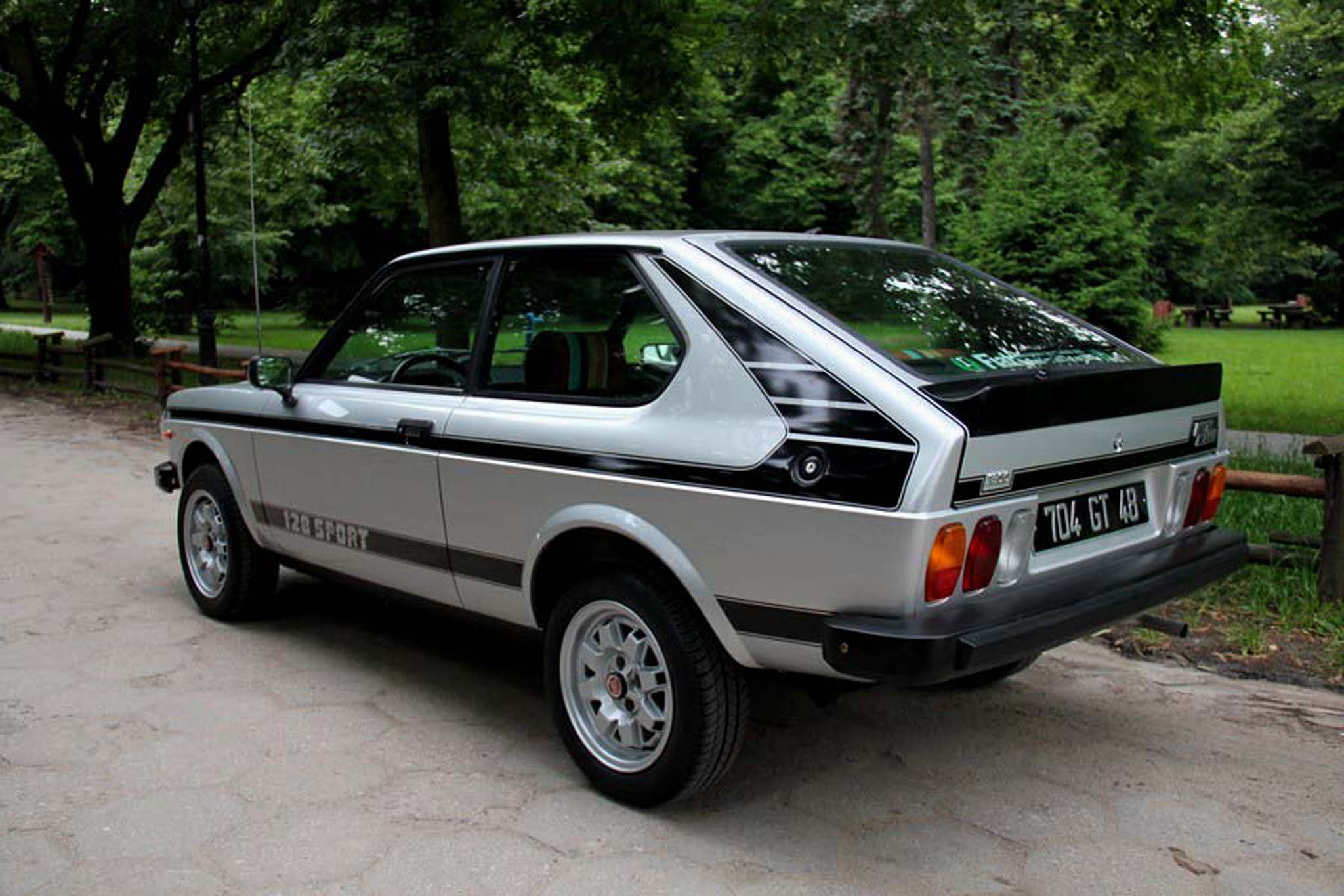 fiat-128-3p-03.jpg
