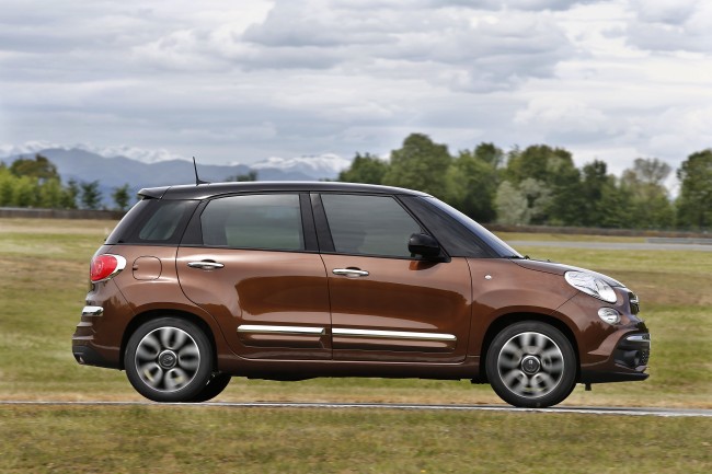 fiat-500l-restyling-78be6df61a7f7d7afb0581bd109aa3c3.jpg