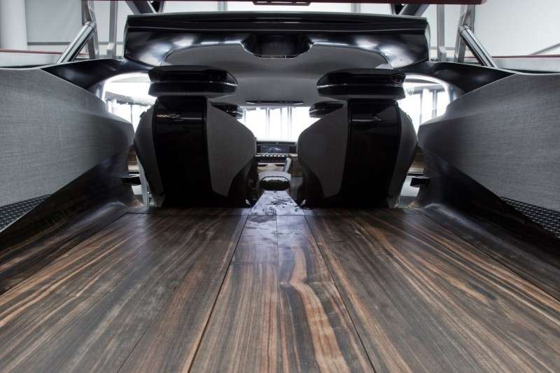 fondo-bagagliaio-in-legno.jpg