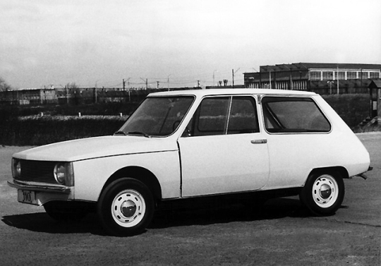 fso_syrena_110_prototype_1.jpg