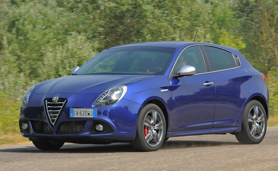 giulietta con i 16.jpg