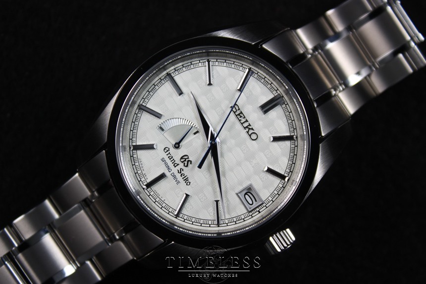 Grand-Seiko-Spring-Drive-SBGA011-vs-SBGA109-Dial-7-2.jpg