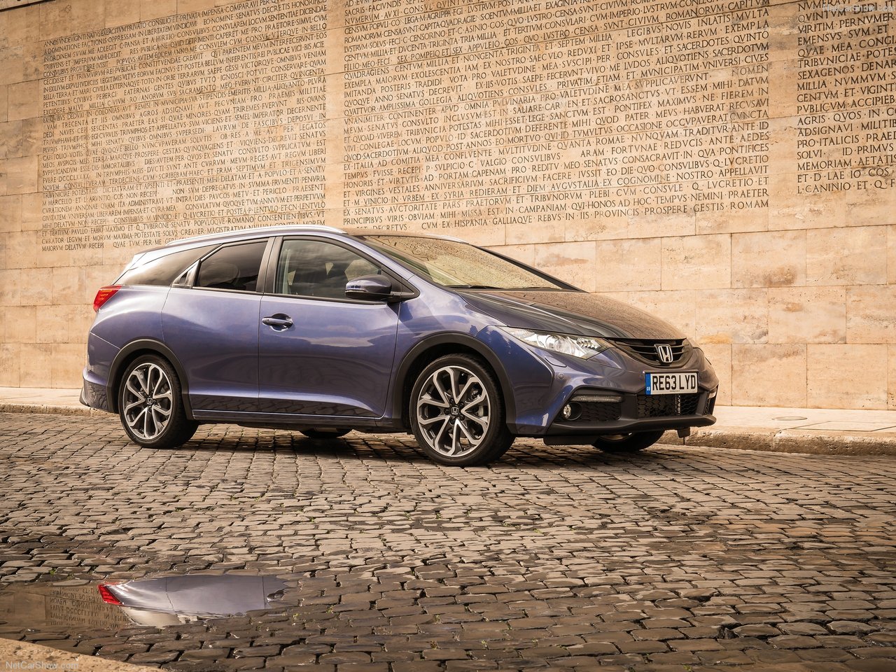 Honda-Civic_Tourer-2014-1280-06.jpg