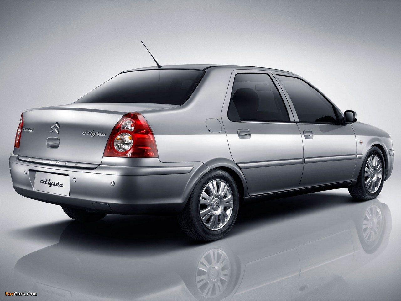 images_citroen_elysee_2008_2.jpg
