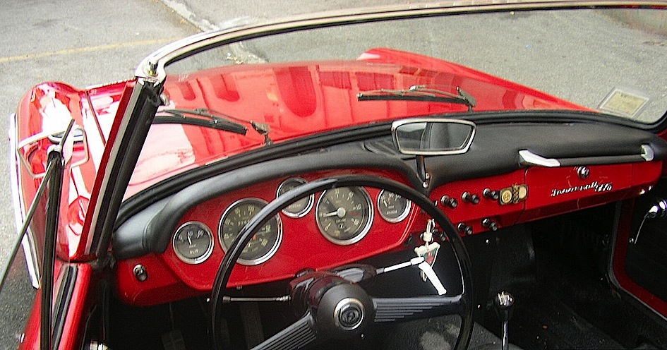 Innocenti_950_spider_-_interni_strumentazione.jpg