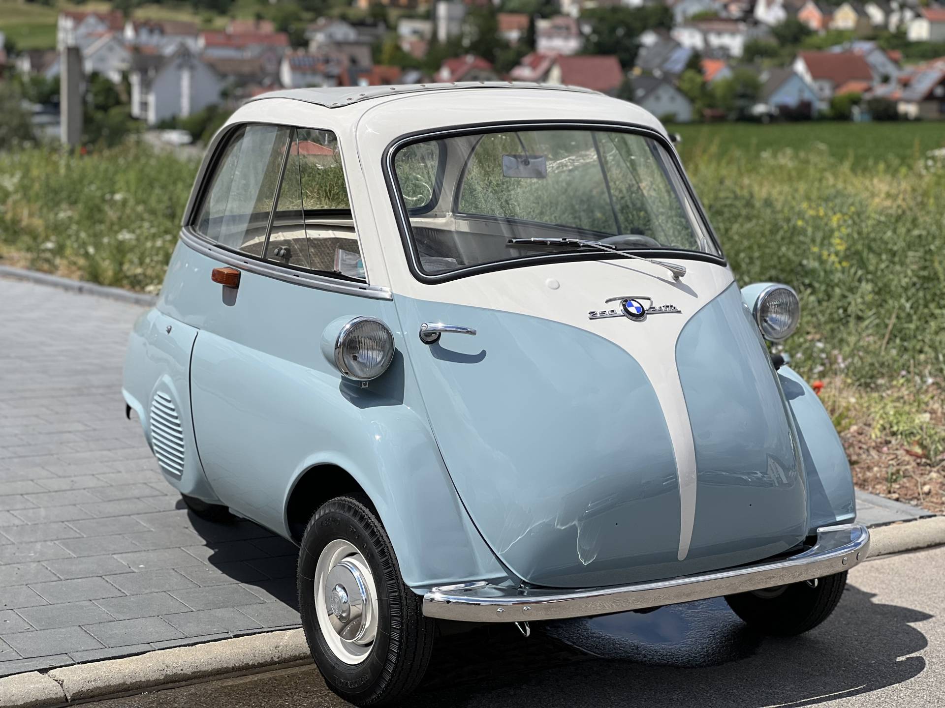Isetta.jpg