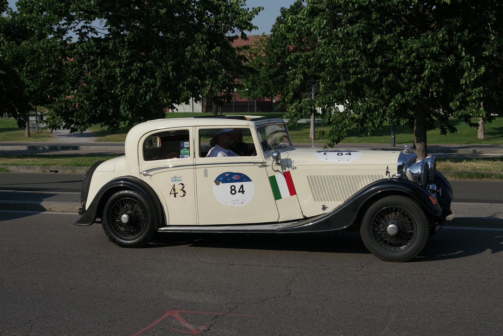 K3301060r.JPG